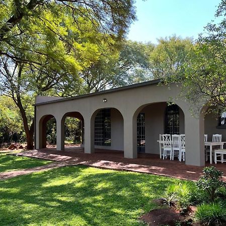 Featherwood Farm & Nyala Lodge Rayton 外观 照片