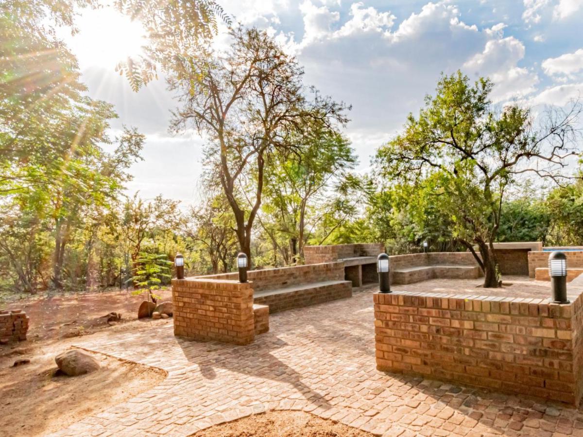 Featherwood Farm & Nyala Lodge Rayton 外观 照片