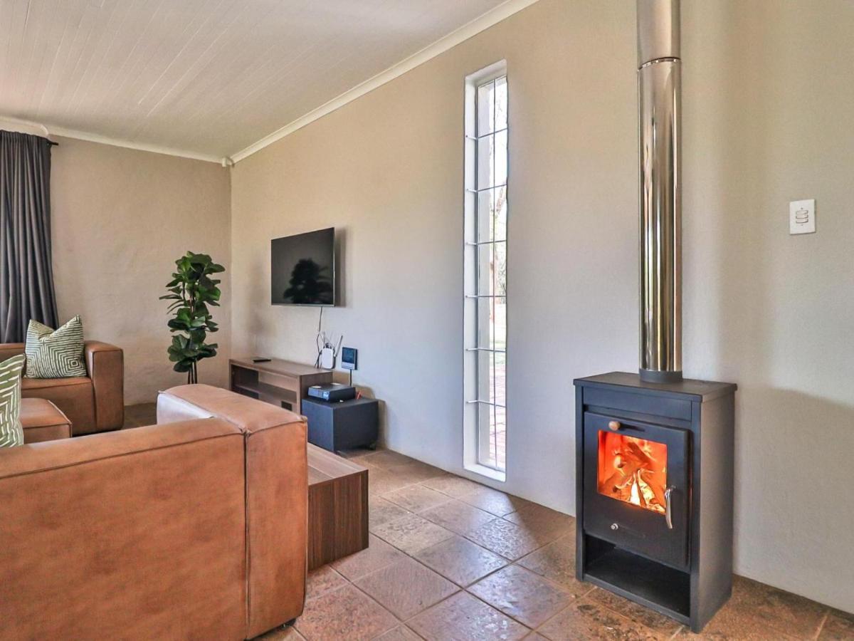 Featherwood Farm & Nyala Lodge Rayton 外观 照片